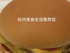 -麦当劳(杭州西湖银泰百货店)
