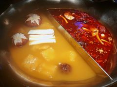 红颜花胶鸡锅-湊湊火锅·茶憩(杭州湖滨银泰in77店)