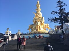 -峨嵋山金顶