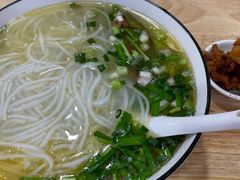 铜牌过桥米线-德致祥云南过桥米线(云天小苑店)