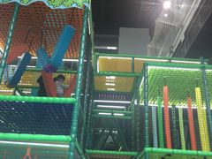 -蒙特利亲子乐园