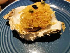 盐烤香酥生蚝配鱼子酱-星叶·东南亚料理(宁波万象汇店)