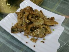 -天天向上素食餐厅(五台山店)