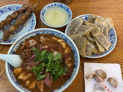 卤煮火烧-门框胡同百年卤煮(新街口店)