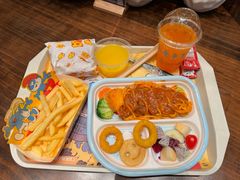 -蓝精灵乐园·世茂精灵之城主题乐园