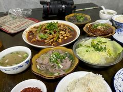-小杨翘脚牛肉