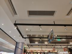 -吾悦广场(南京鼓楼店)