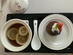 -童谣里医疗级月子中心(独栋湖景店)