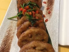藕然巧合-素虎小呆鸟(西二旗店)