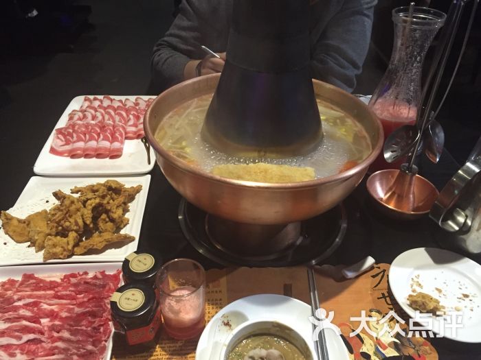 元世祖涮羊肉(金汇路店)图片 - 第1张
