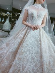 -艾米丽婚纱礼服