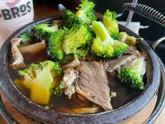 热石锅小牛排骨汤面-Moka Bros 摩卡站(嘉华店)