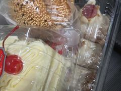 -白玉兰食品甜凤店(合生汇店)