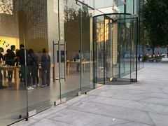 -Apple零售店(华贸购物中心店)