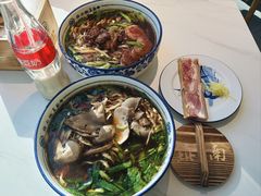 -镇南锅盖面馆(解放路店)