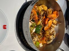 -七欣天香辣蟹火锅(闵行浦江欢乐颂店)