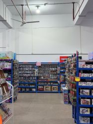 -逝水玩具折扣店