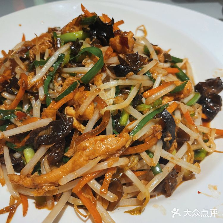 不用去北京 也能吃到地道的北京烤鸭🦆