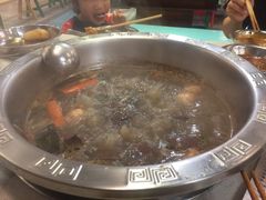 -憨铁匠老火锅(龙岗万科里店)