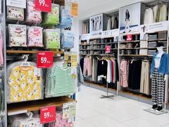 -优衣库(深圳万象天地旗舰店)