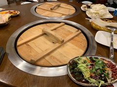 -万里闯关东铁锅炖菜馆(高新旗舰店)