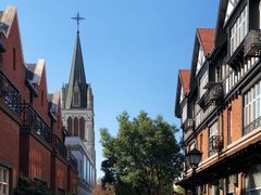 -钟书阁(松江泰晤士小镇店)