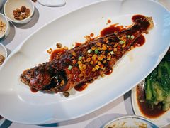 招牌干烧大黄鱼-京味斋·北京烤鸭(华威桥北工大店)