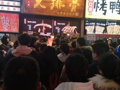 等位区-八一路好吃街(雨田商务大厦店)