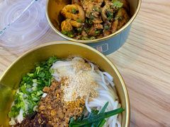 -姚知味鲜肉椒香饼(大十字店)