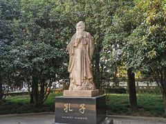 -汇龙潭