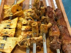 -乡村馕坑肉·烧烤·新疆菜·本地人更爱吃(阿勒泰首店)
