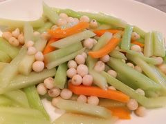 鸡头米炒芥兰-漢舍中国菜馆(889广场店)