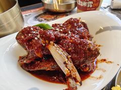 -草家酱蟹炭火烤肉店(珲春南路二店)