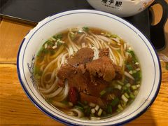 -矮子粉店1985·长沙米粉(湘春路店)