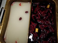 -尚尚仙·酸汤猪手·猪肚鸡火锅(华联万柳购物中心店)