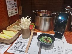 -独食火锅·半米屋台(直营总店)