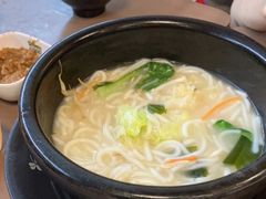 -灵芝妹子海鲜米线(香炉礁山姆店)