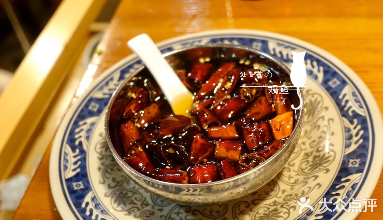 💫铜锅涮肉配劲酒，好酒好肉好生活！