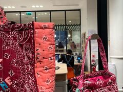 -乐蓬马歇百货公司(Rive Gauche)