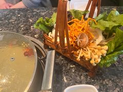 -一席地·本地鸡窝·杭帮鸡火锅(萧山银隆百货店)