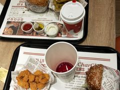 -The Habit Burger Grill 哈比特汉堡(爱琴海店)