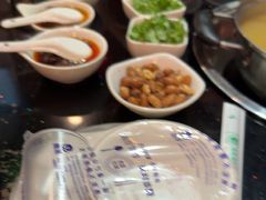 -丫丫汤膳打边炉(宏府408坊店)