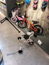 -国际蓝孩BabyInternational(杭州嘉里中心店)