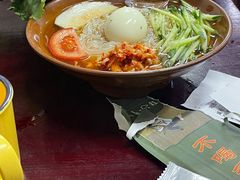 朝鲜冷面-喝丢一只鞋·东北烤肉·烧烤·铜火锅(江宁店)