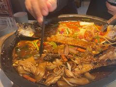 -鸣记脆皮烤鱼·海鲜烤鱼(三八广场店)