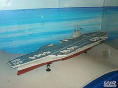 兵器馆二楼航空母舰模型-海军上海博览馆