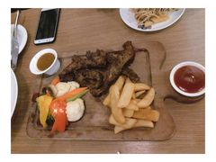 香煎嫩牛肋条-5号公路餐厅(曼哈顿店)
