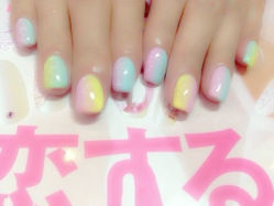 彩虹甲，夏季大热款式-娃娃美甲wawa nail salon