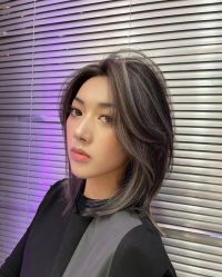 -变画·发型STUDIO