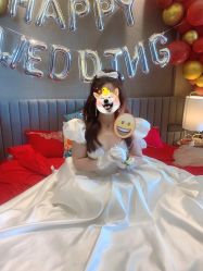 -艾米丽婚纱礼服